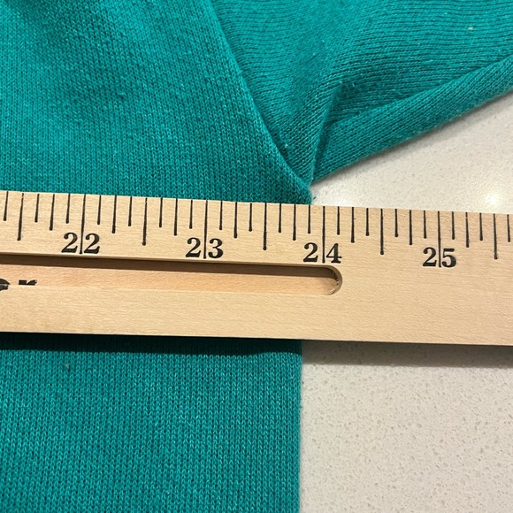 The Disney Store‎ Vintage Women's  Small Medium Larger Long-Sleeve Sweater USA - Picture 11 of 13